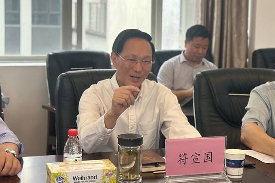 说明: J:\5.william威廉亚洲官方（2022年11月始）\照片\【20230512】符宣国书记调研学院人才工作\精选\微信图片_20230515112754.jpg