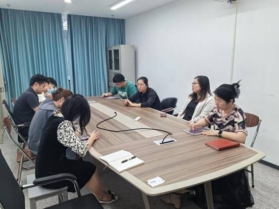 说明: 40f2ad7ba9f3e8bbc3888cf7444de82